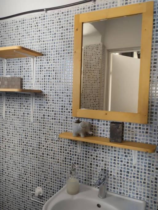 B3 - The Colorful One Apartment Aigio